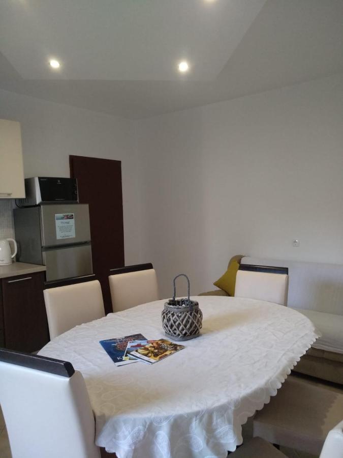 Apartments Laus Zavalatica Luaran gambar
