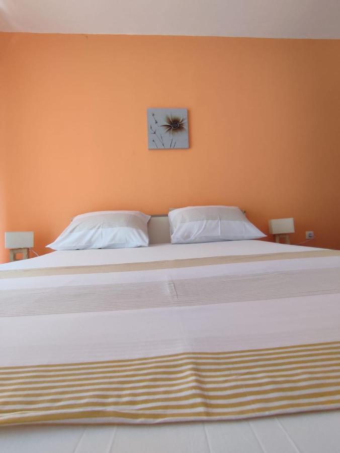 Apartments Laus Zavalatica Luaran gambar