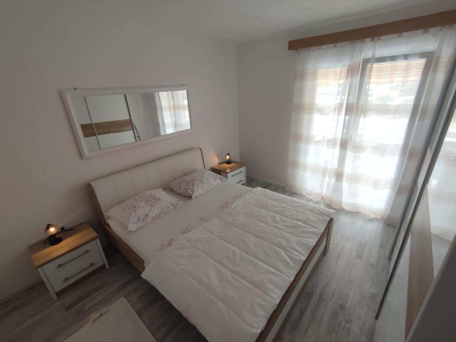 Apartments Laus Zavalatica Luaran gambar